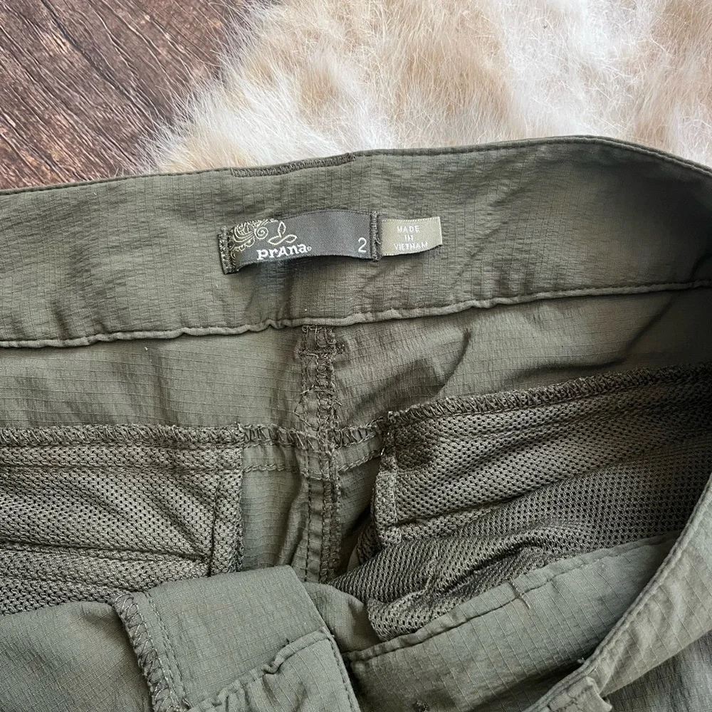 Prana Hiking Pants - Picture 5 of 7